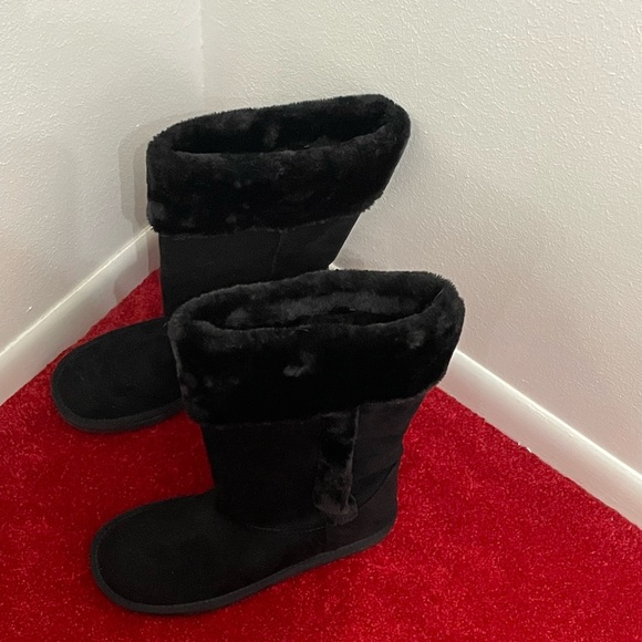 NWOB Arizona Jean Co Memory Foam Black Boots with Faux Fur Size 10 - Picture 5 of 9